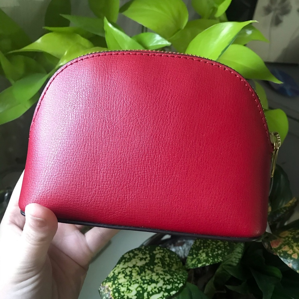 Michael Kors Jet Set Travel Leather Pouch - Picture 3 of 5